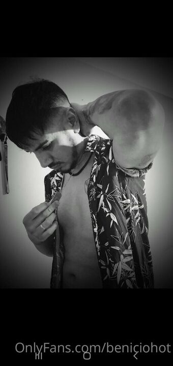 beniciohot