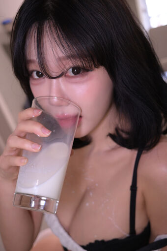 Berry Fotografii Nud Scurse OnlyFans 160