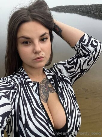 Betty Fotografii Nud Scurse OnlyFans 27