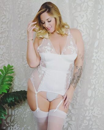 Bianca Bombshell