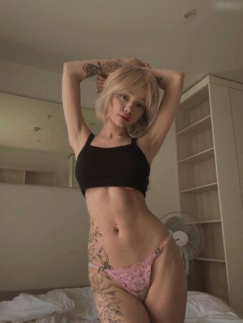 Bibsye Fotografii Nud Scurse OnlyFans 85