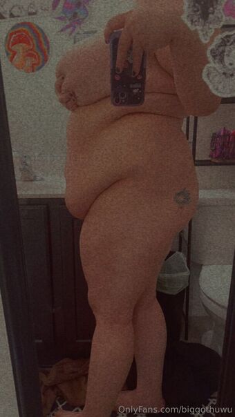 biggothuwu Fotografii Nud Scurse OnlyFans 1