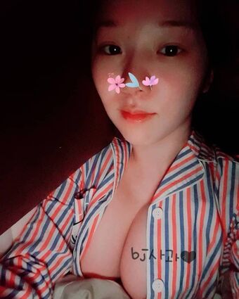 BJ Apple 사과 Fotografii Nud Scurse OnlyFans 12