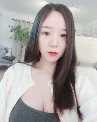 BJ Apple 사과 Fotografii Nud Scurse OnlyFans 14