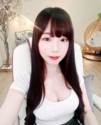 BJ Apple 사과 Fotografii Nud Scurse OnlyFans 19