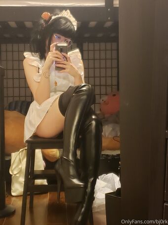 bj0rk Fotografii Nud Scurse OnlyFans 5