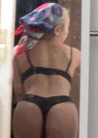 Bleachie Fotografii Nud Scurse OnlyFans 4