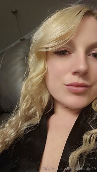 blondiehottie99