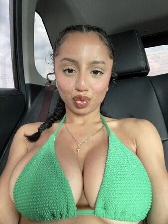 br1mberly Fotografii Nud Scurse OnlyFans 3