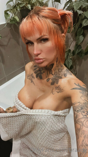 Braady Fotografii Nud Scurse OnlyFans 10