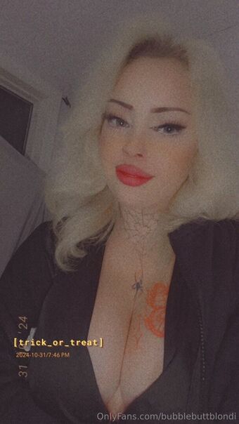 bubblebuttblondi Fotografii Nud Scurse OnlyFans 13