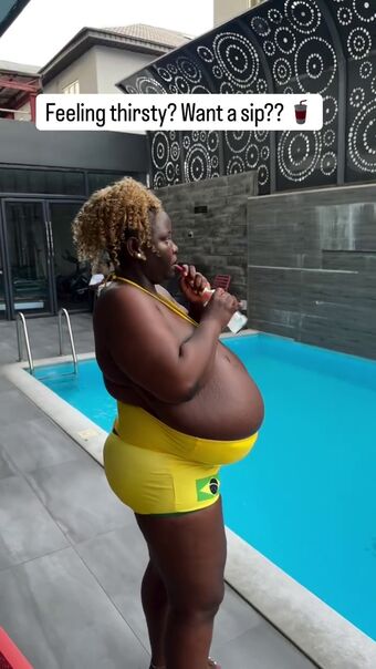 Busty Vivian Fotografii Nud Scurse OnlyFans 53