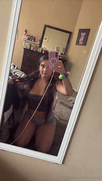 bxbypyx Fotografii Nud Scurse OnlyFans 18