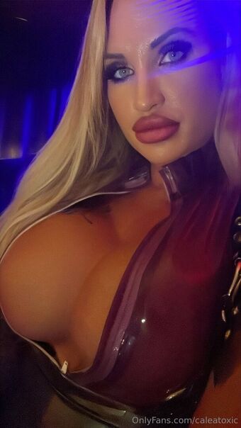 Caleatoxic Fotografii Nud Scurse OnlyFans 47