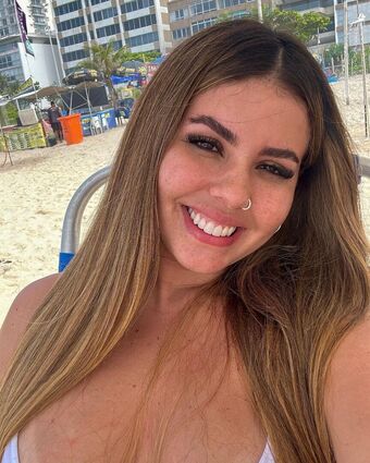Carla Evellyn