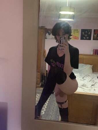catfi3nd Fotografii Nud Scurse OnlyFans 3