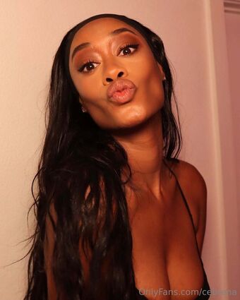 Cebrena Fotografii Nud Scurse OnlyFans 60