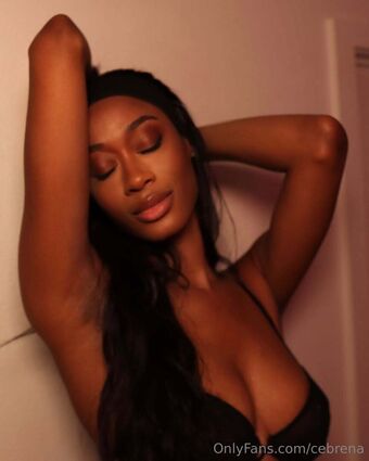 Cebrena Fotografii Nud Scurse OnlyFans 63