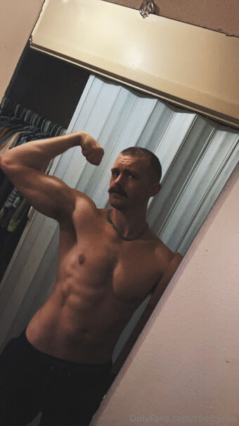 chefcyrus Fotografii Nud Scurse OnlyFans 18