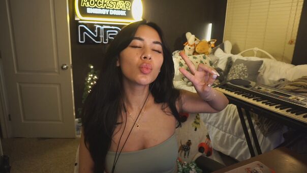 Chellchee Fotografii Nud Scurse OnlyFans 106
