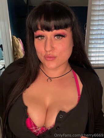 cherry6669 Fotografii Nud Scurse OnlyFans 4