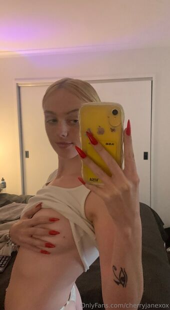 cherryjanexox