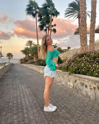 chiaratews Fotografii Nud Scurse OnlyFans 20
