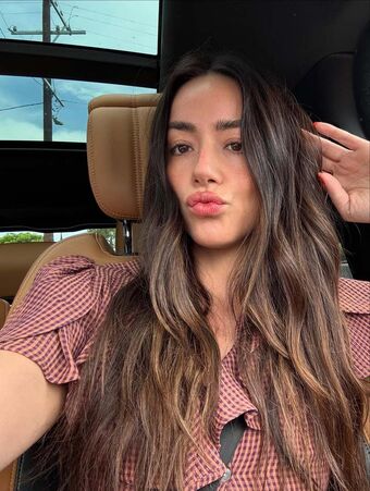 Chloe Bennet