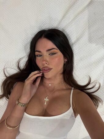 Clarissa Bea