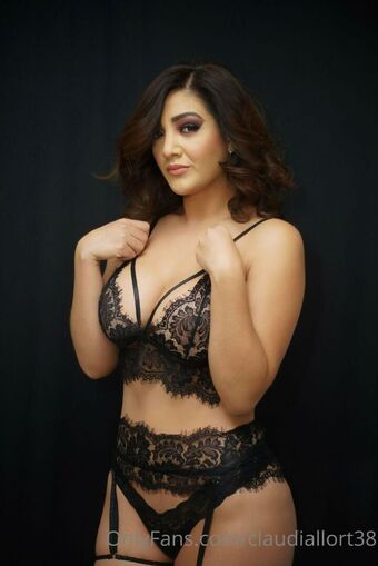 Claudia Llort Fotografii Nud Scurse OnlyFans 5