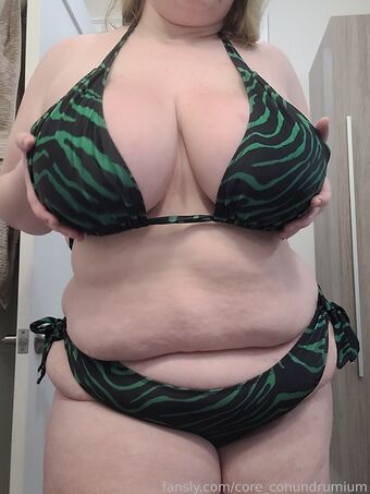 core_conundrumium Fotografii Nud Scurse OnlyFans 30