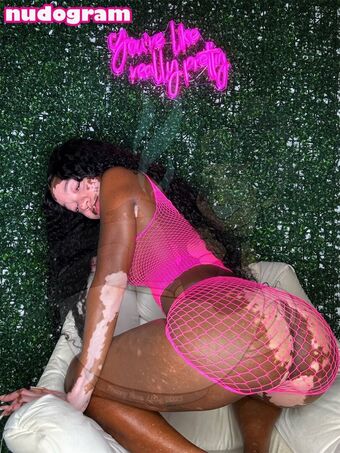 Curiositeaaa Fotografii Nud Scurse OnlyFans 1