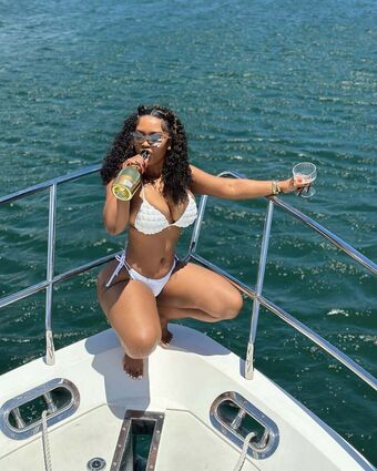 Cyan Boujee