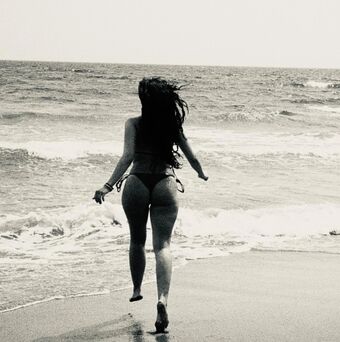 Dafne Keen Fotografii Nud Scurse OnlyFans 321