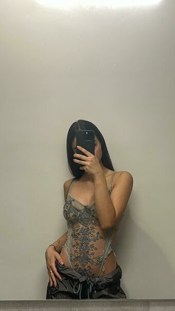Daliluu Fotografii Nud Scurse OnlyFans 34