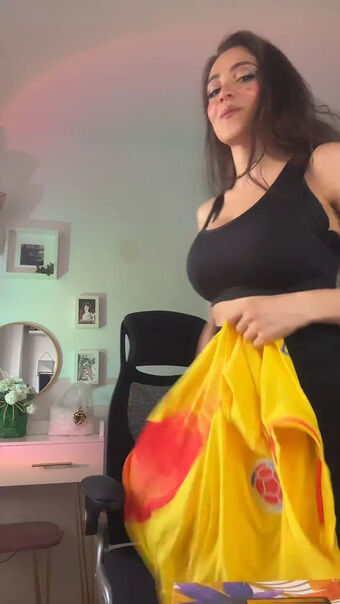 Daniela Derly Fotografii Nud Scurse OnlyFans 35