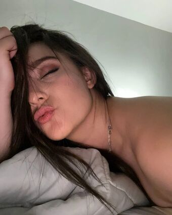 Daniela Flores