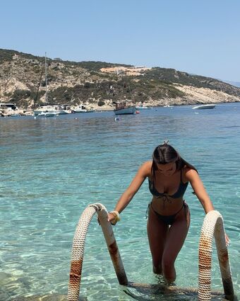 Danielle Metz Fotografii Nud Scurse OnlyFans 5