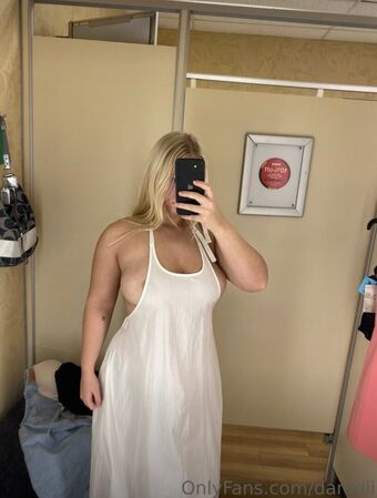 Daniriii Fotografii Nud Scurse OnlyFans 18