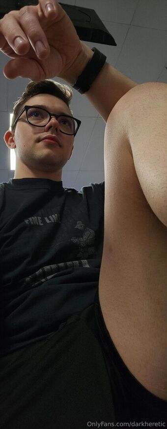 darkheretic Fotografii Nud Scurse OnlyFans 1