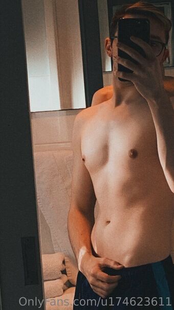 darkheretic Fotografii Nud Scurse OnlyFans 12