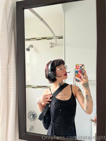 data-night Fotografii Nud Scurse OnlyFans 18