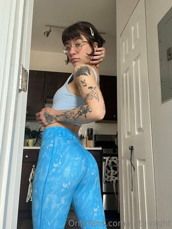 data-night Fotografii Nud Scurse OnlyFans 19