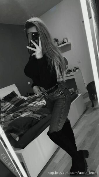 De_leonii Fotografii Nud Scurse OnlyFans 37