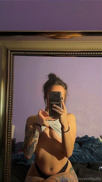 deefaults Fotografii Nud Scurse OnlyFans 10