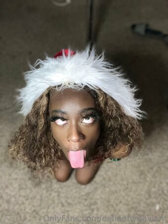 defiantlydeviant Fotografii Nud Scurse OnlyFans 9