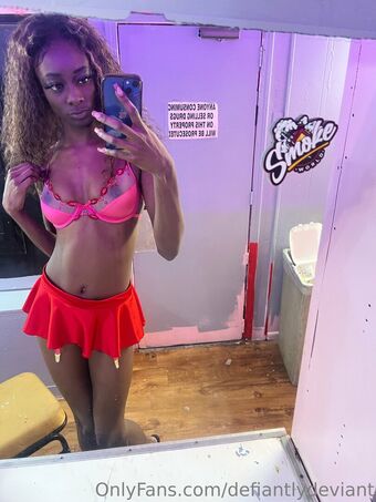 defiantlydeviant Fotografii Nud Scurse OnlyFans 17