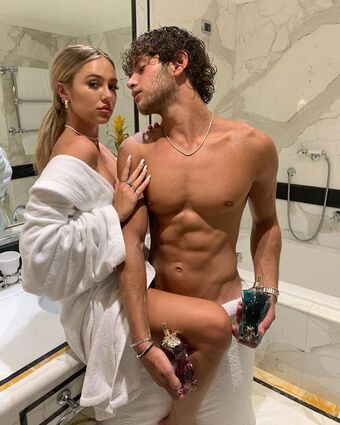 Delilah Belle Fotografii Nud Scurse OnlyFans 20