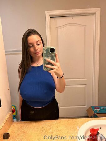 Destany Fotografii Nud Scurse OnlyFans 18