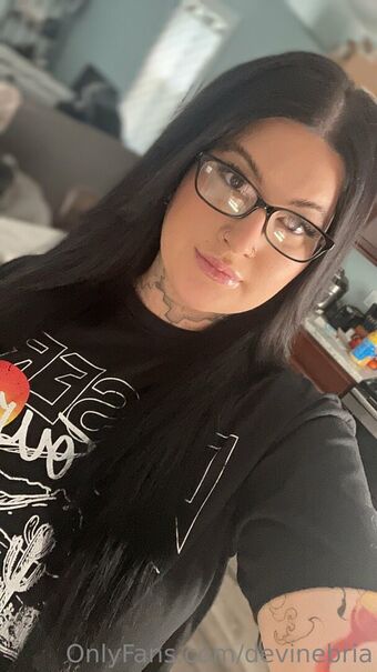 Devinebria